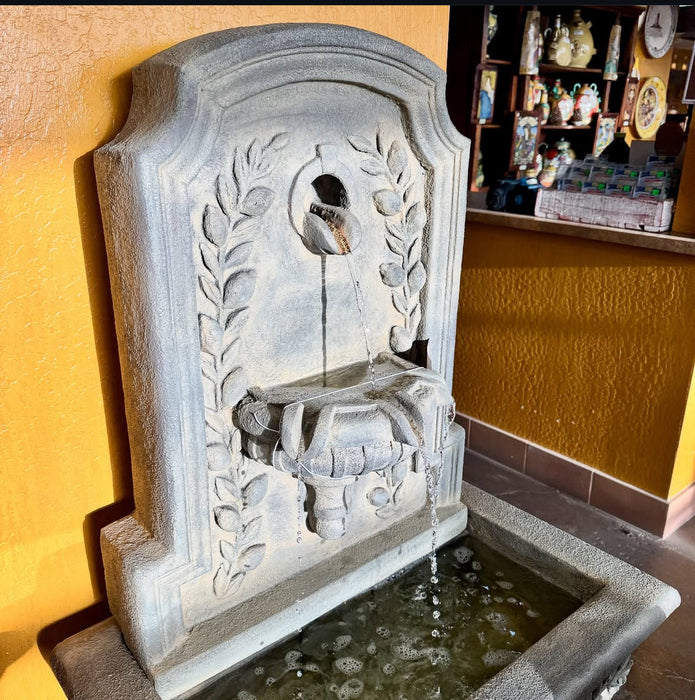 Giannini's Garden Ornaments Lemon Lavabo Wall Fountain