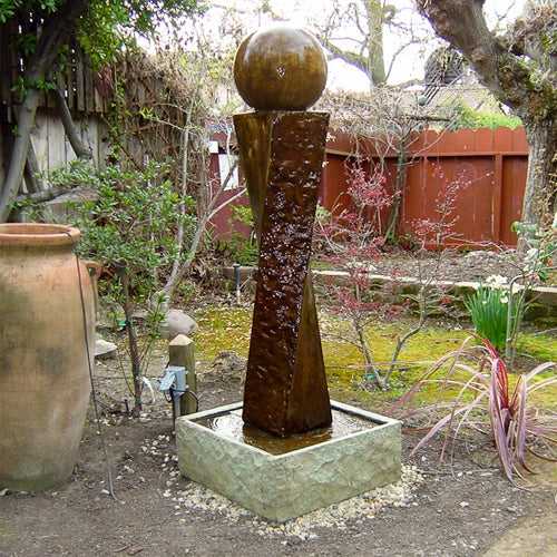 Giannini’s Garden Ornaments Twist Rock Fountain With Ball